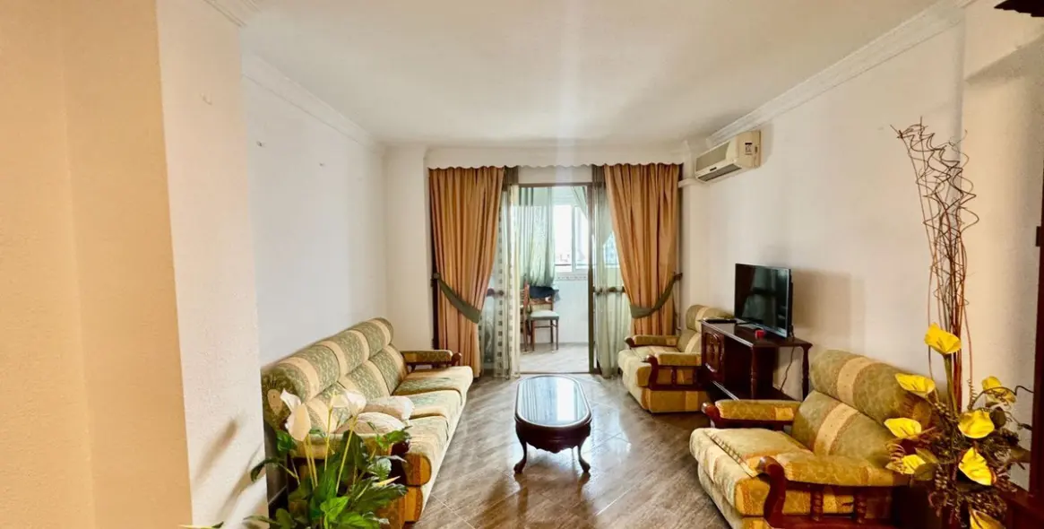 Venta de apartamento en planta media en Málaga 1