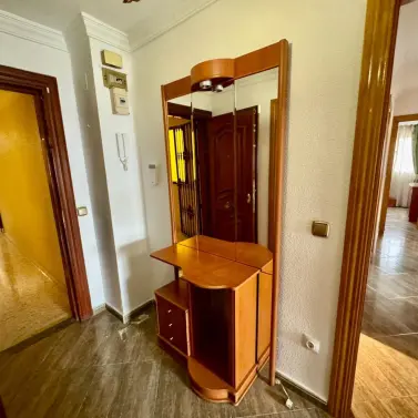 Продажа апартаментов на среднем этаже в Málaga