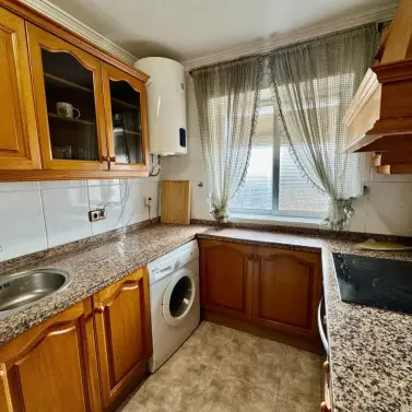 Продажа апартаментов на среднем этаже в Málaga