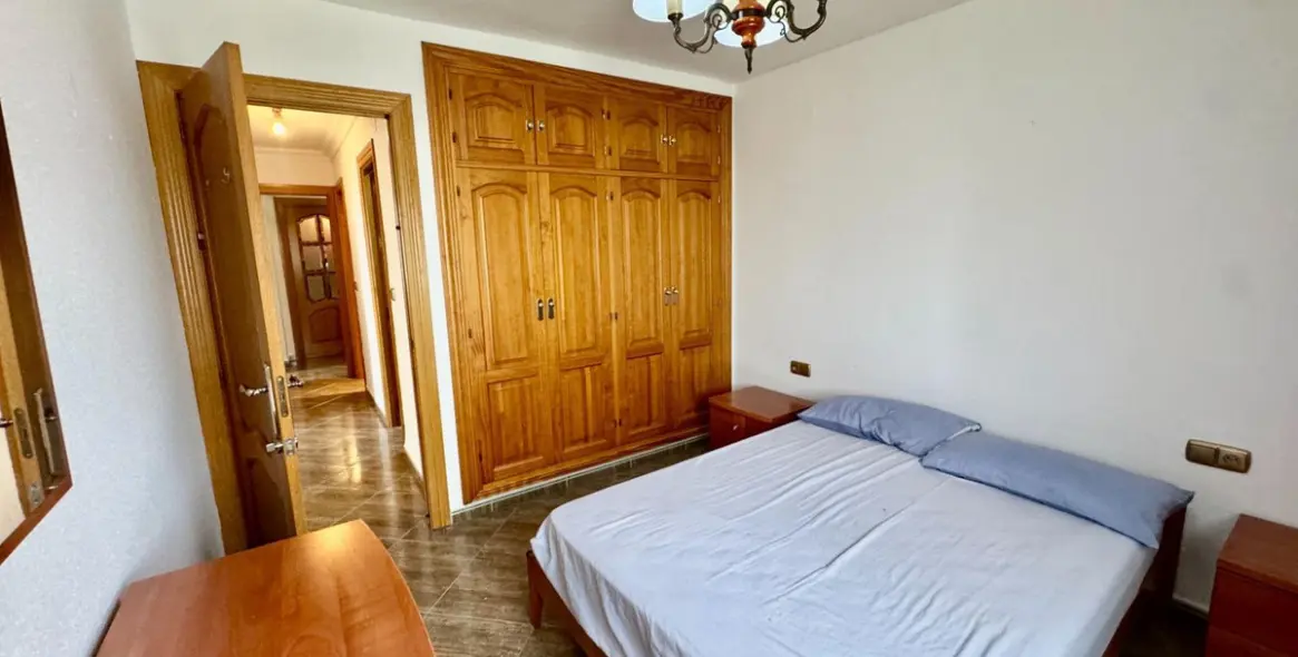 Sale of middle floor apartment in Málaga 22