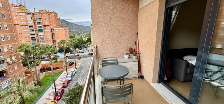 Sale of middle floor apartment in Torremolinos Centro 0