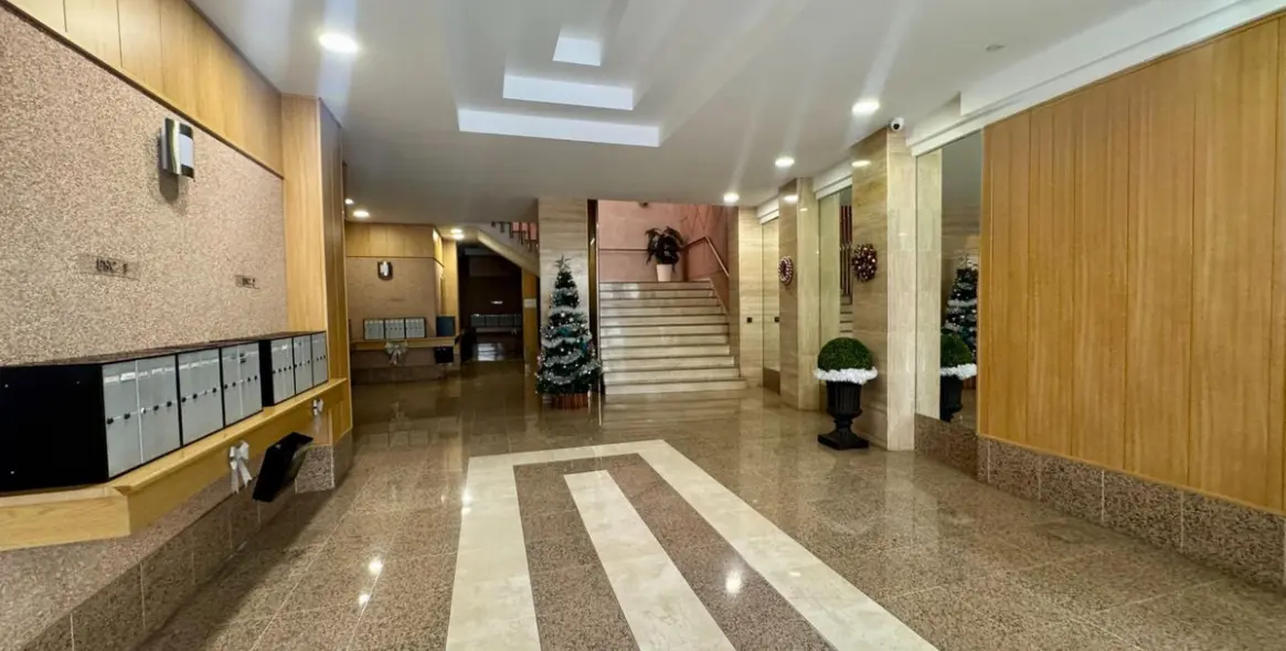 Продажа апартаментов на среднем этаже в Torremolinos Centro 31