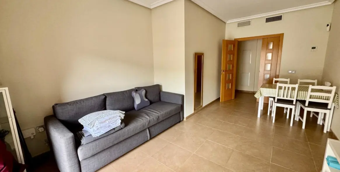 Продажа апартаментов на среднем этаже в Torremolinos Centro 39