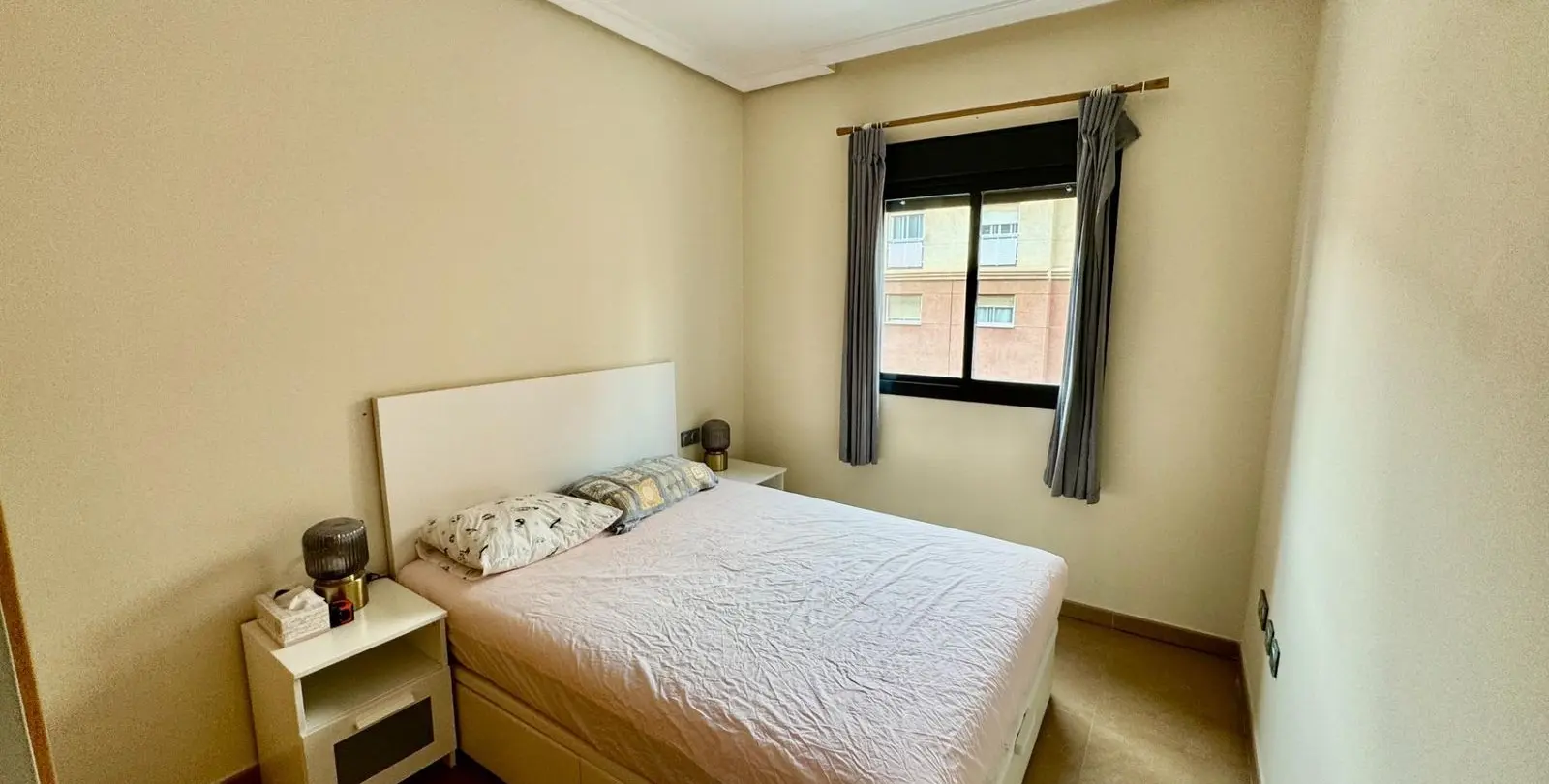 Sale of middle floor apartment in Torremolinos Centro 17