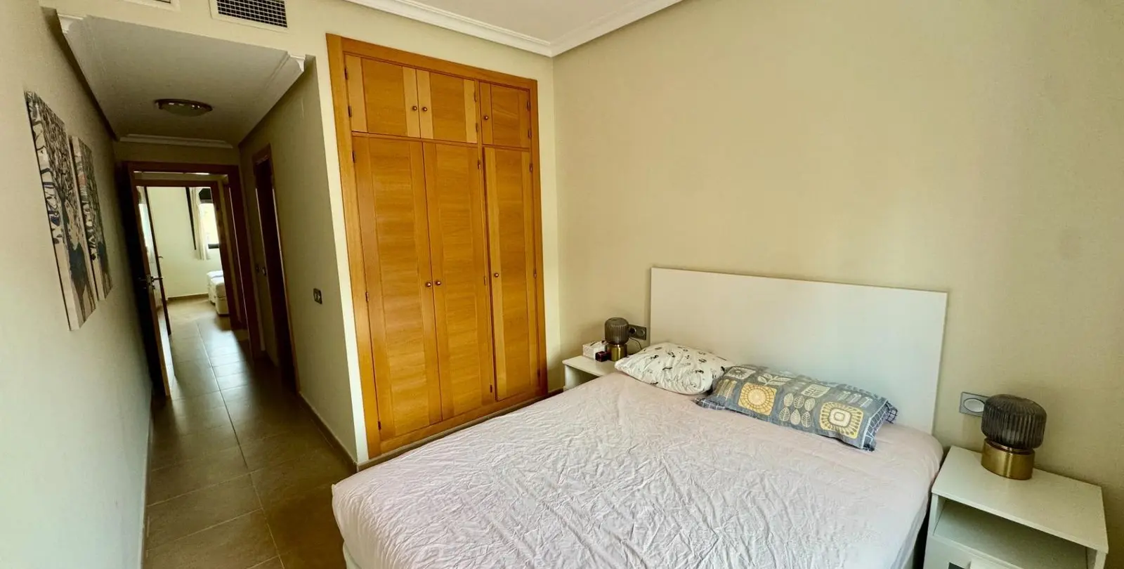 Sale of middle floor apartment in Torremolinos Centro 19
