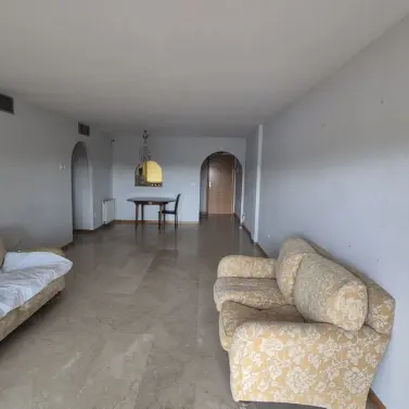 Sale of middle floor apartment in Guadalmina Alta