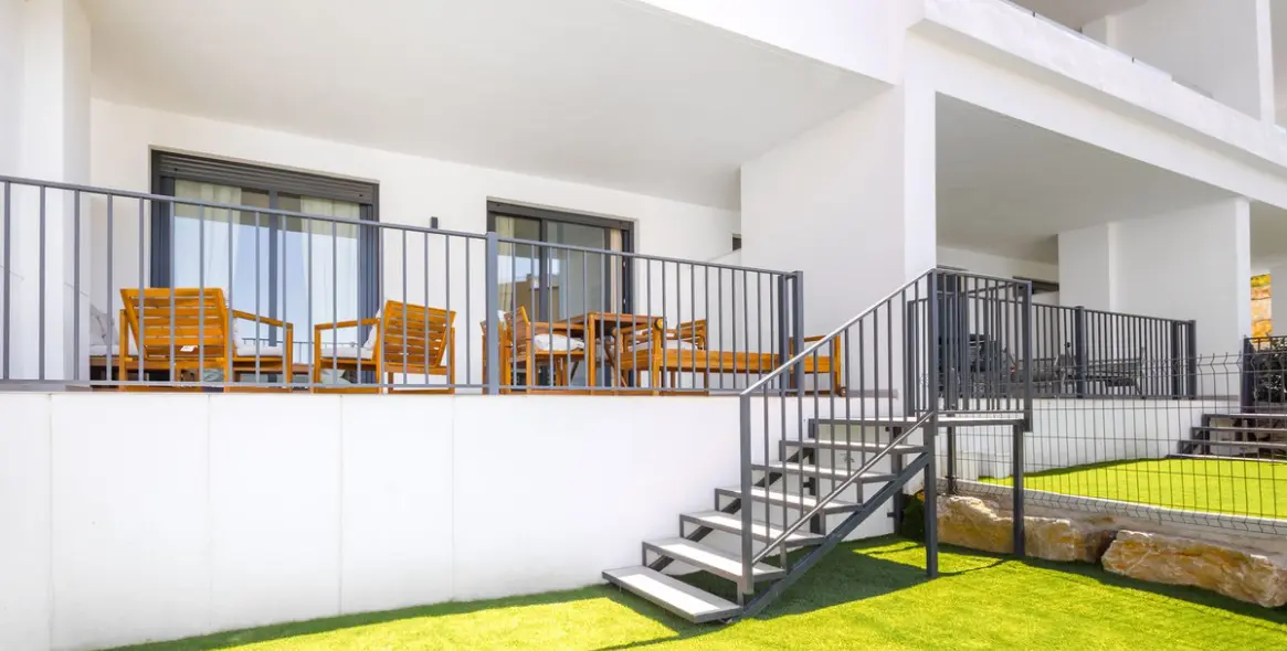 Sale of ground floor apartment in La Cala de Mijas 7