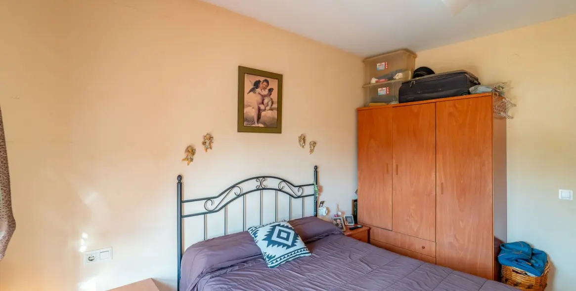 Sale of detached villa in El Hornillo 24