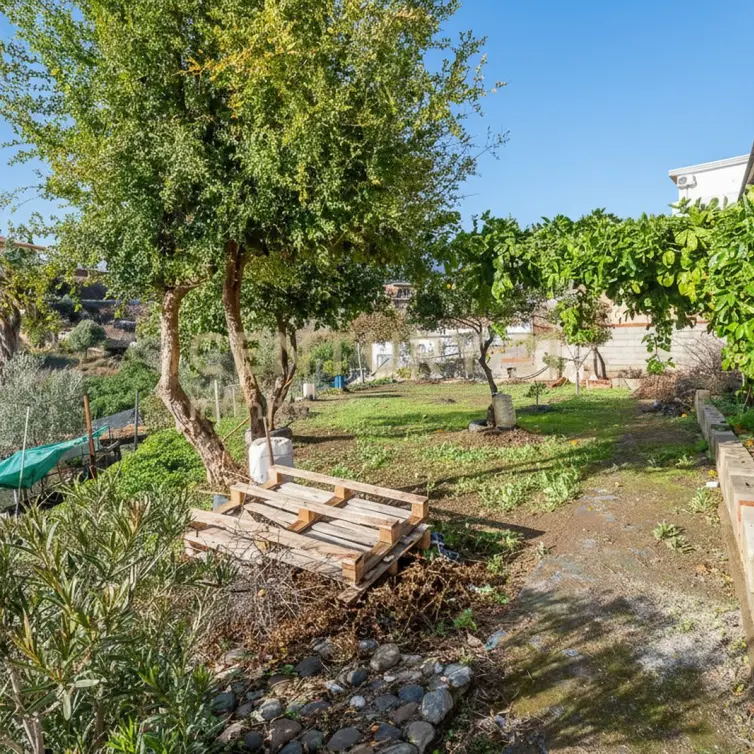 Sale of detached villa in El Hornillo