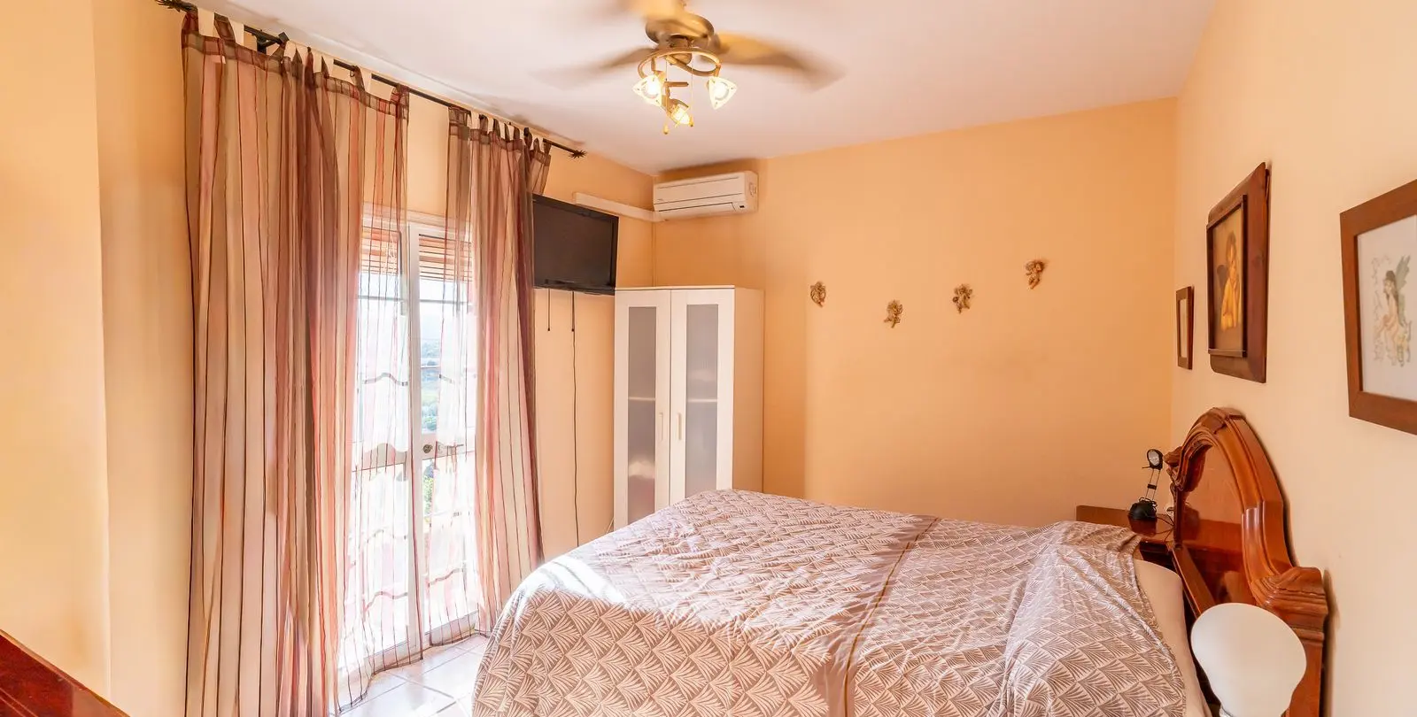 Venta de villa independiente en El Hornillo 37