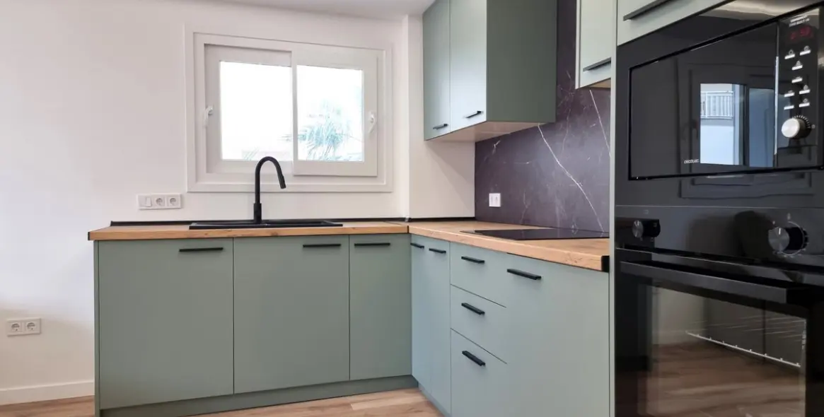 Sale of middle floor apartment in Torreblanca 2