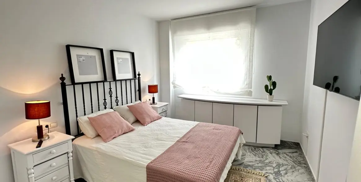 Краткосрочная аренда апартаментов на среднем этаже в San Pedro de Alcántara 13