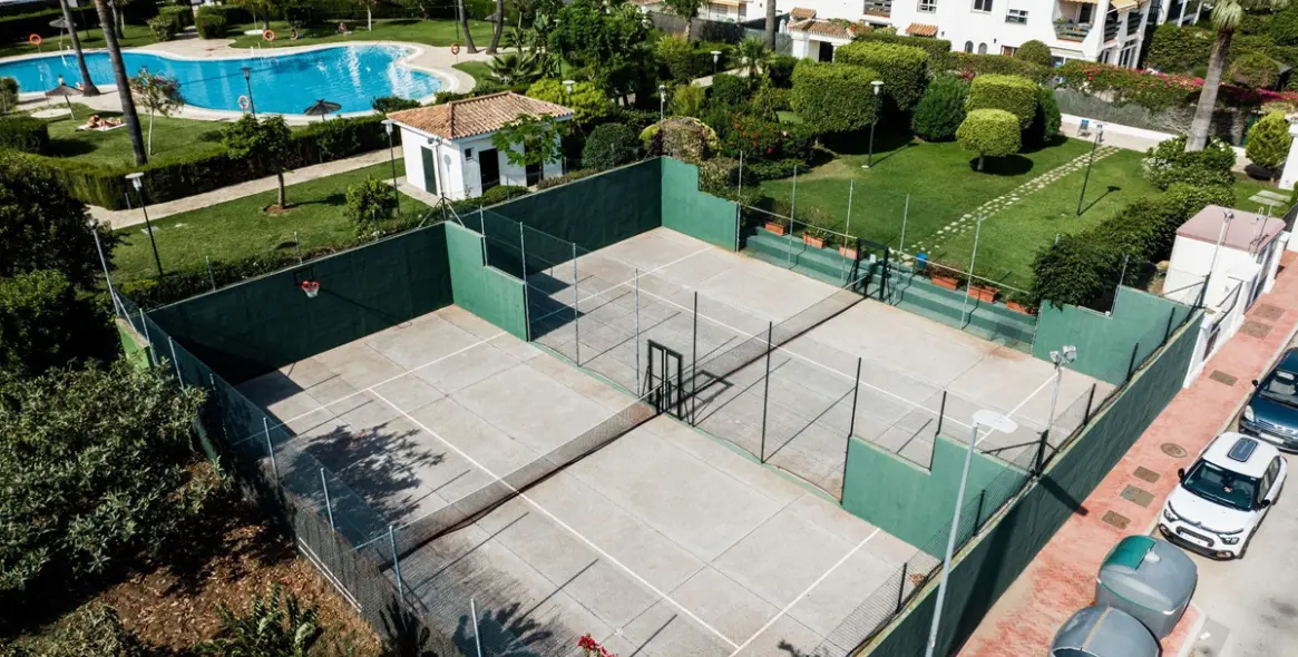 Продажа апартаментов на среднем этаже в San Pedro de Alcántara 21