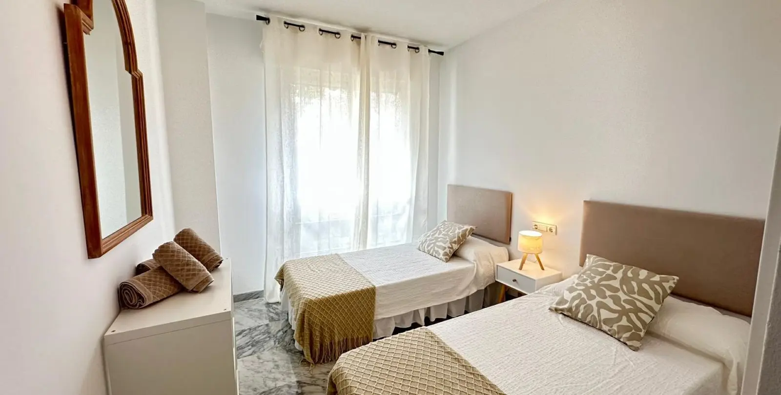 Продажа апартаментов на среднем этаже в San Pedro de Alcántara 15