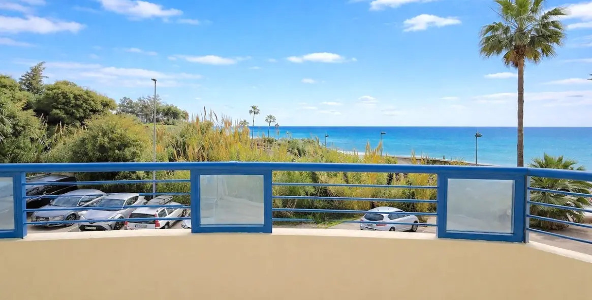 Продажа апартаментов на среднем этаже в Marbella 1