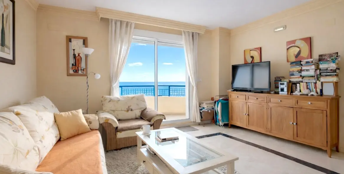 Продажа апартаментов на среднем этаже в Marbella 2