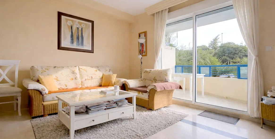 Продажа апартаментов на среднем этаже в Marbella 3