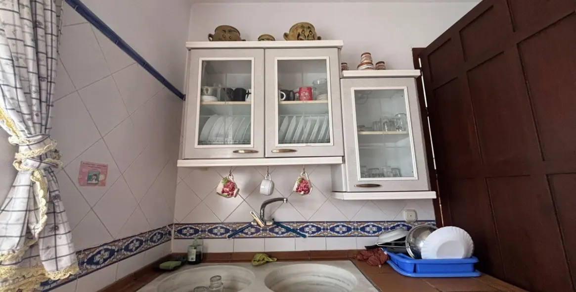 Sale of detached villa in Antequera 13