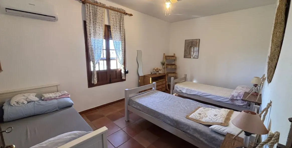 Sale of detached villa in Antequera 17