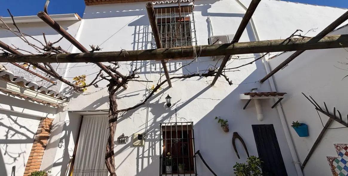 Sale of detached villa in Antequera 23