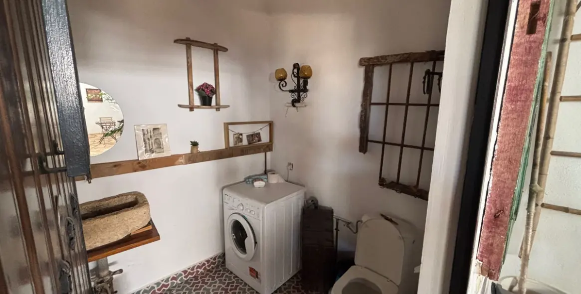 Sale of detached villa in Antequera 25