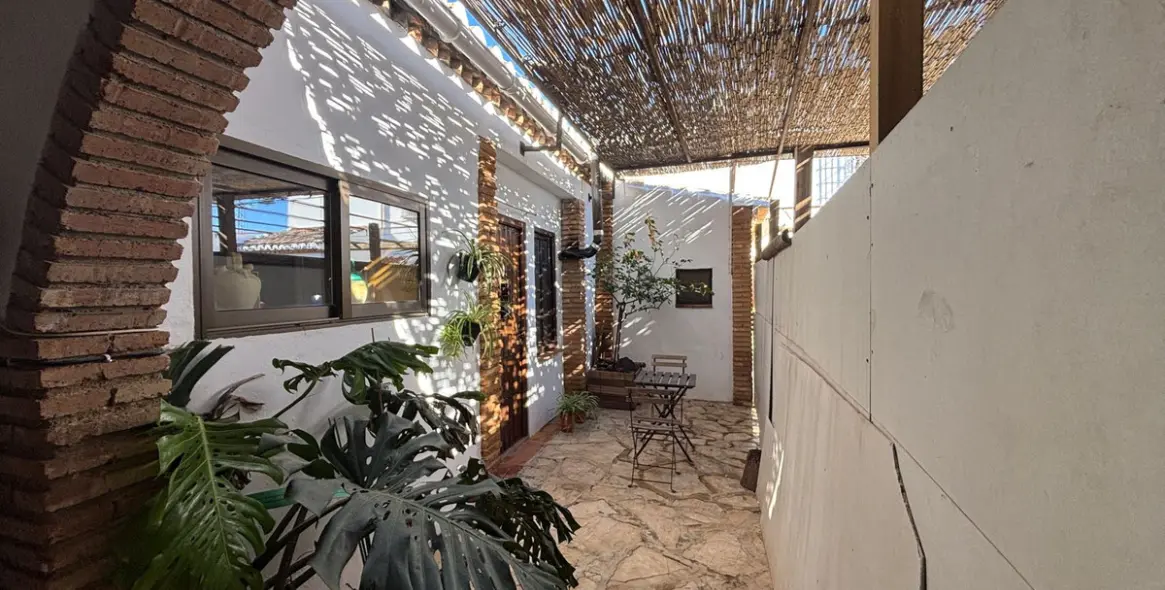 Sale of detached villa in Antequera 30