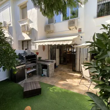 Venta de casa pareada en Cerros del Aguila