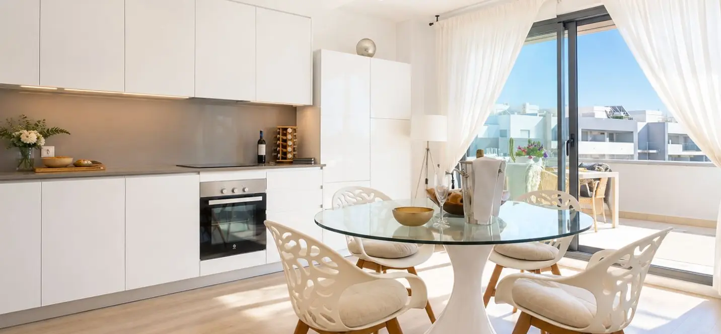 Venta de ático dúplex en Estepona 3