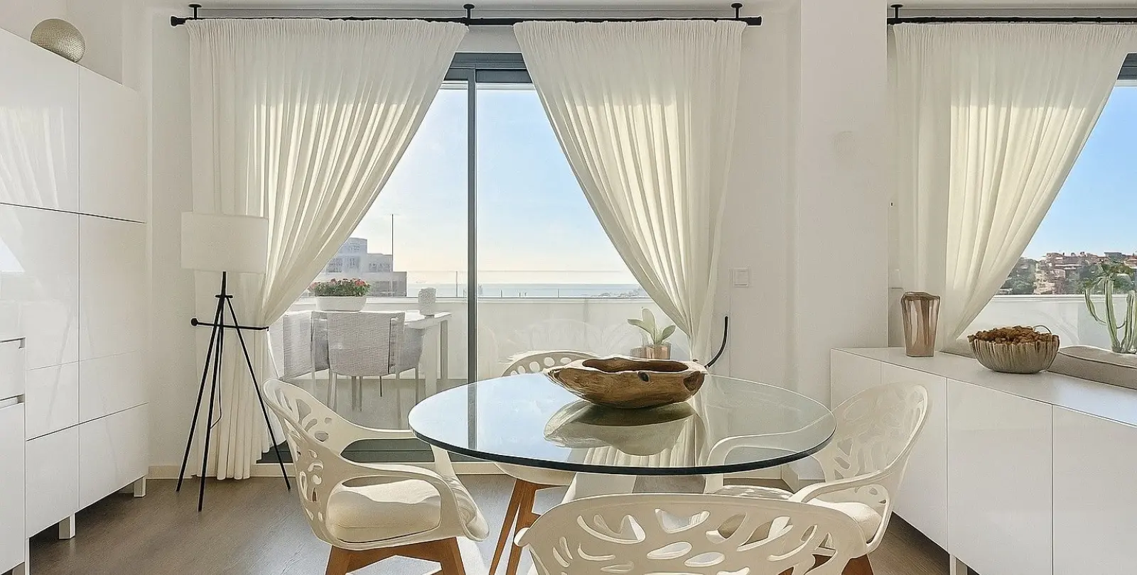 Venta de ático dúplex en Estepona 18