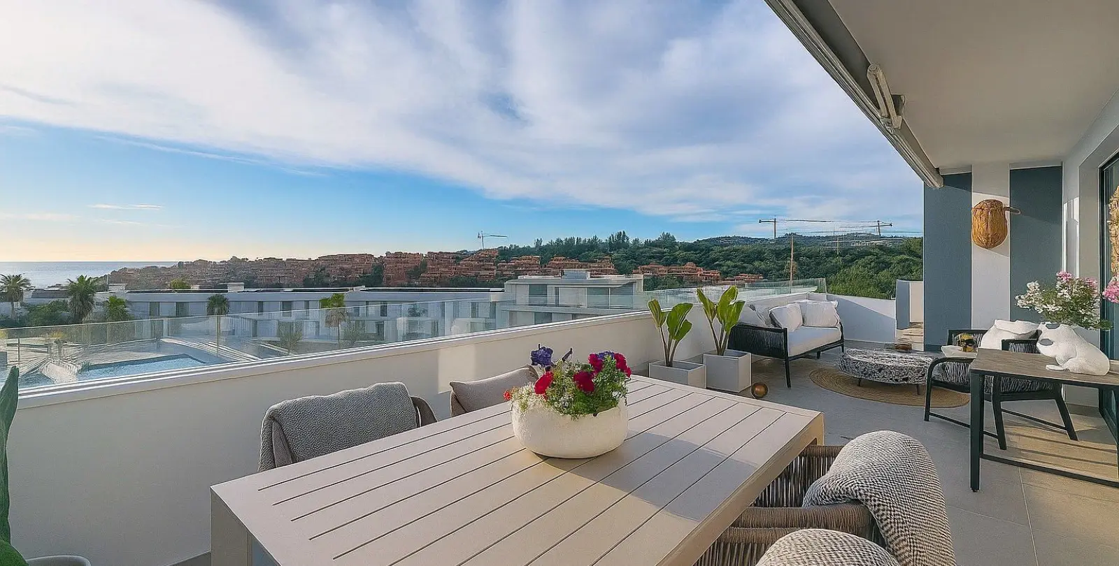Venta de ático dúplex en Estepona 25