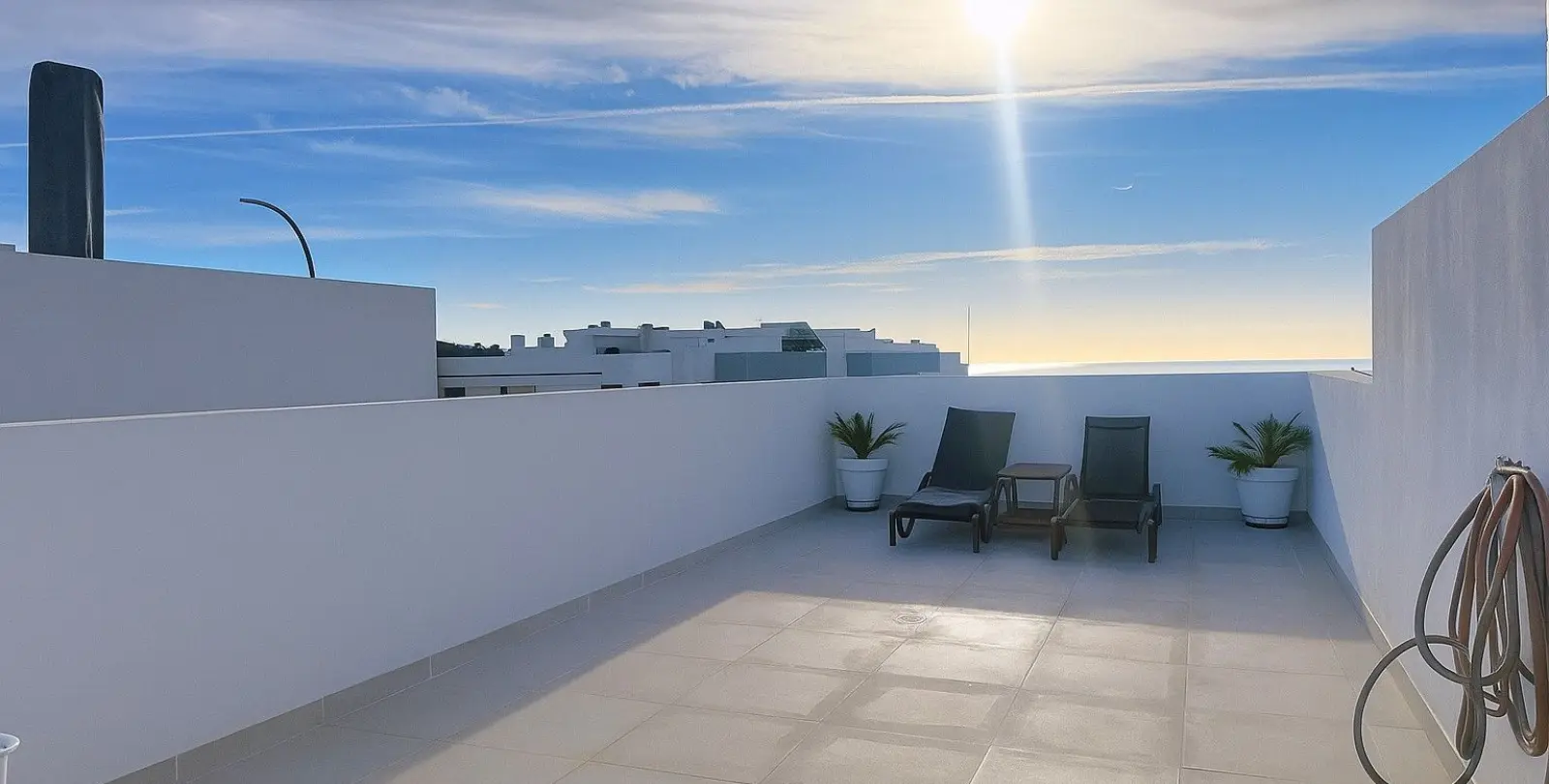 Venta de ático dúplex en Estepona 45