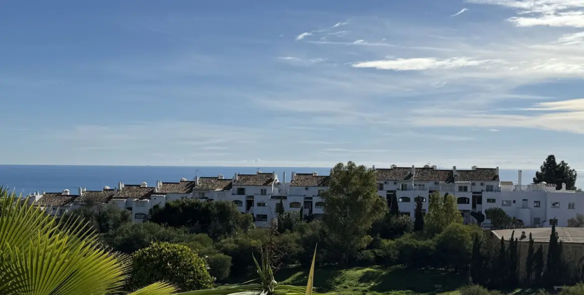 Sale of ground floor apartment in Mijas Costa 5