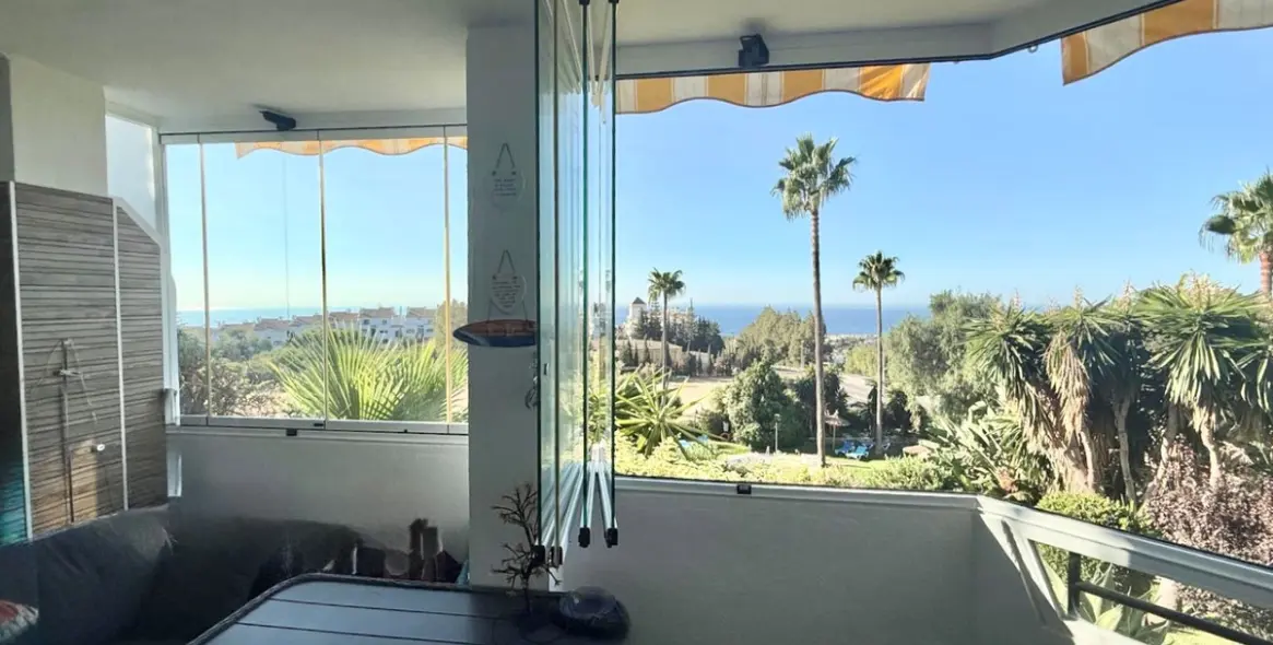 Sale of ground floor apartment in Mijas Costa 13