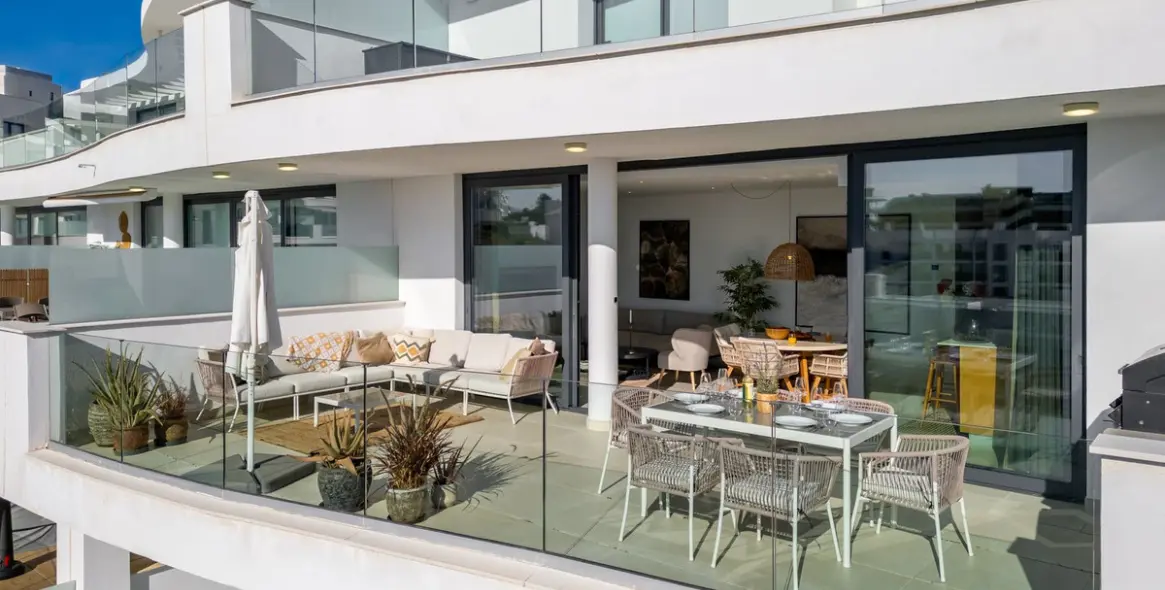 Продажа апартаментов на среднем этаже в Fuengirola 1