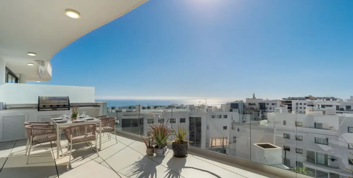 Продажа апартаментов на среднем этаже в Fuengirola 2