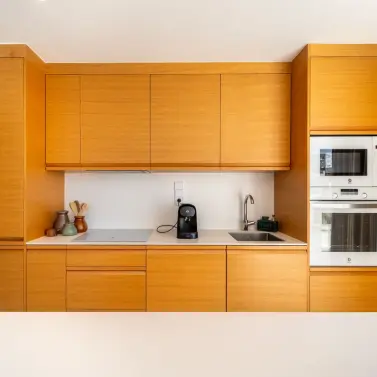 Sale of middle floor apartment in Fuengirola