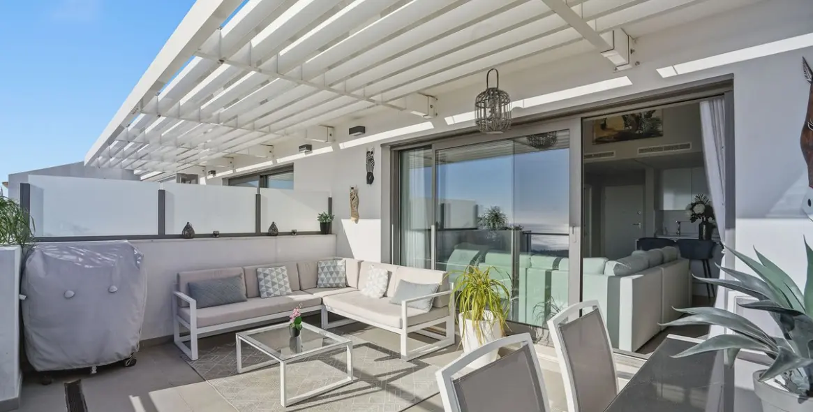 Sale of penthouse in Benalmadena 3