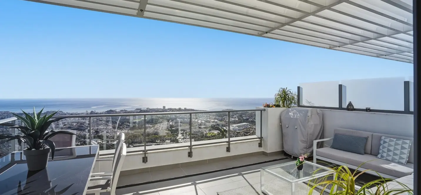 Sale of penthouse in Benalmadena 0