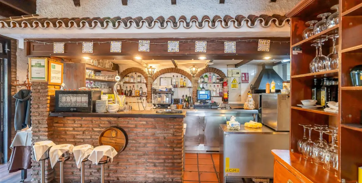 Sale of restaurant in Mijas Costa 12