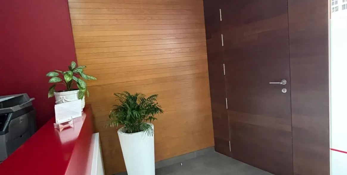 Sale of office in Arroyo de la Miel 1