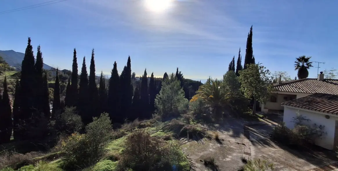 Продажа  коммерческого участка в Mijas 3