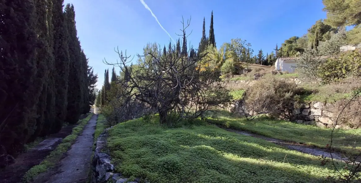 Продажа  коммерческого участка в Mijas 9