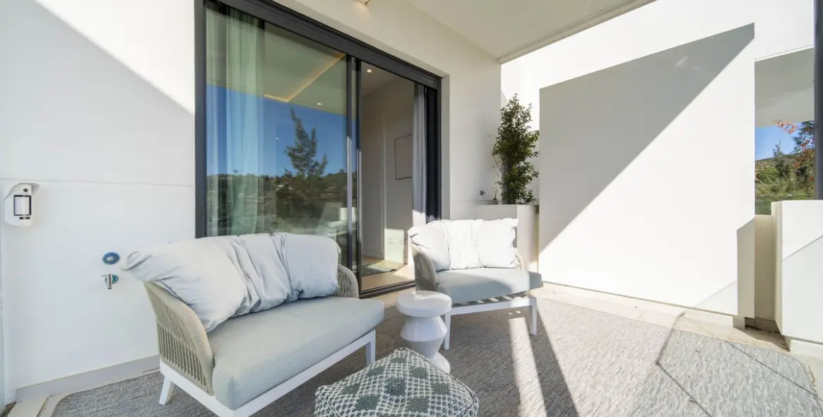 Продажа дома на две семьи в Marbella 10