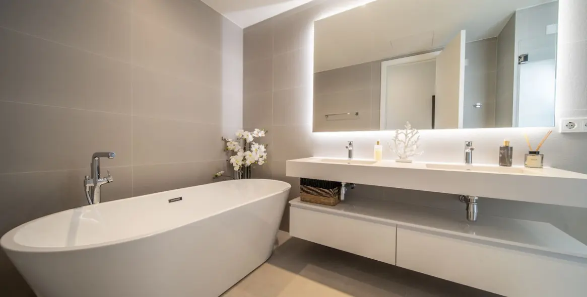 Продажа дома на две семьи в Marbella 11