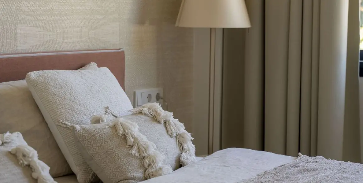 Продажа дома на две семьи в Marbella 45