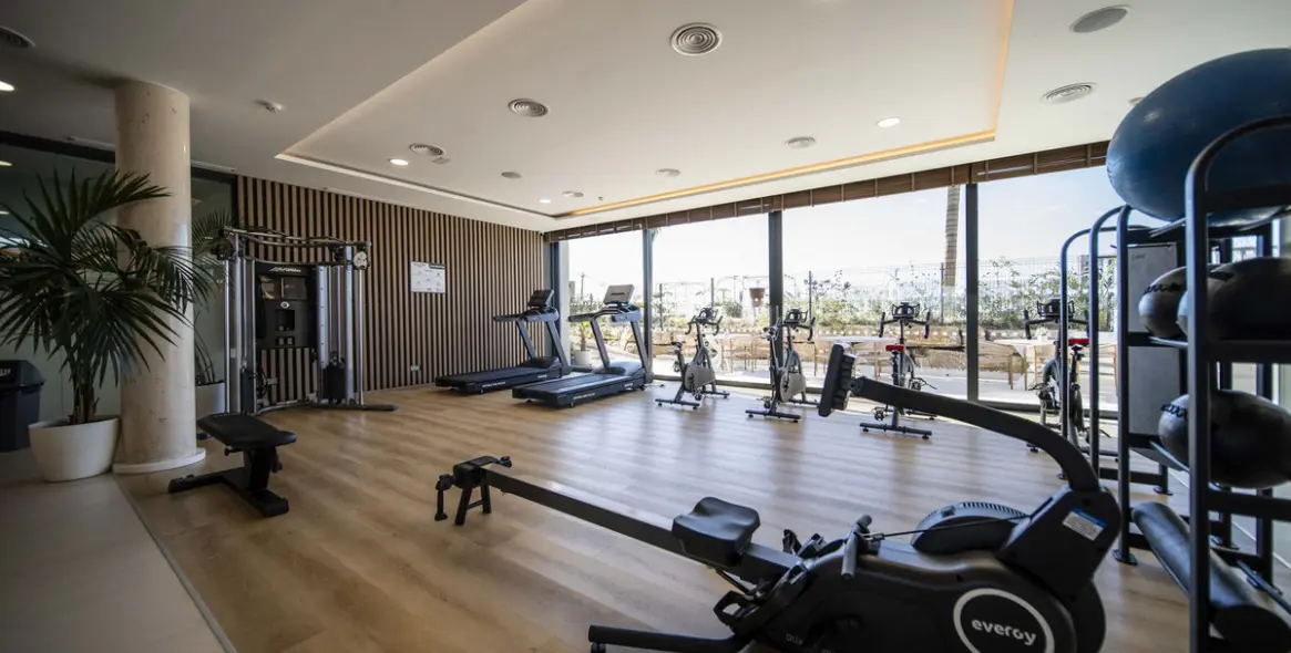 Продажа дома на две семьи в Marbella 60