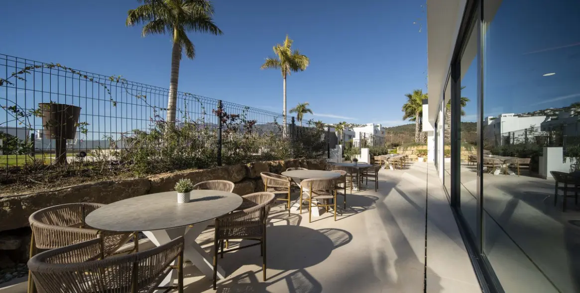 Продажа дома на две семьи в Marbella 64