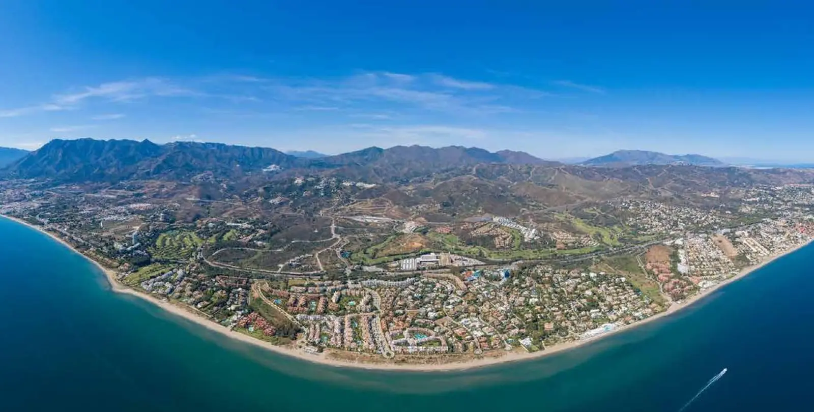 Продажа дома на две семьи в Marbella 83
