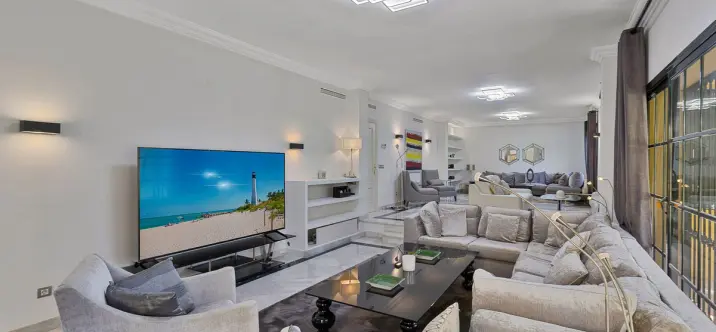 Alquiler a largo plazo de villa independiente en Guadalmina Baja 2