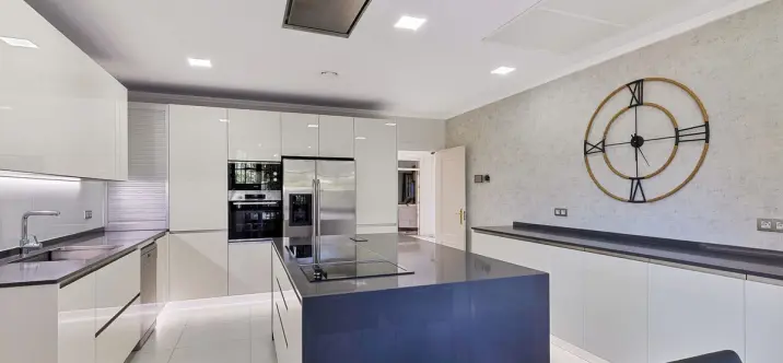 Alquiler a largo plazo de villa independiente en Guadalmina Baja 4